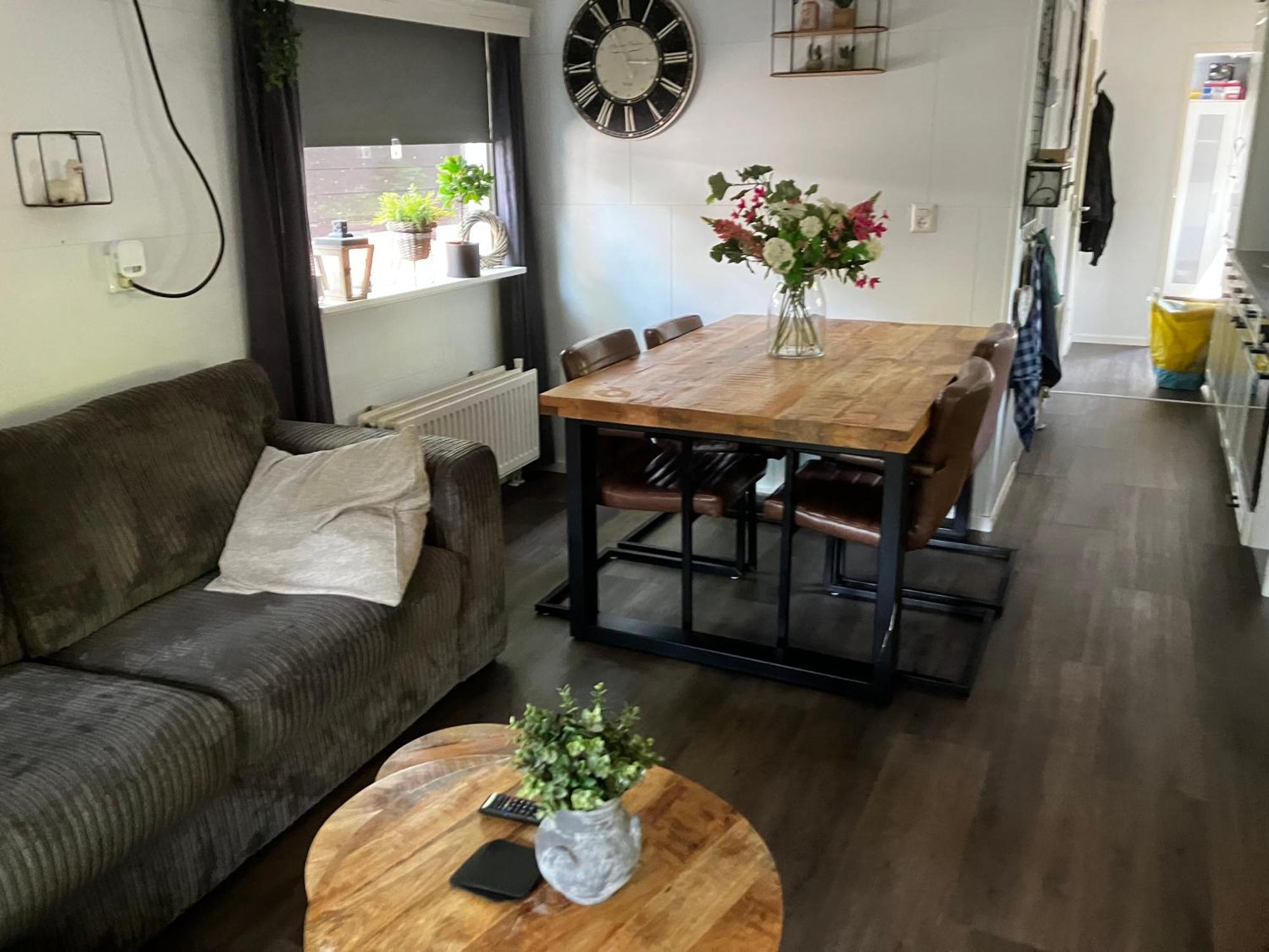 Chalet Bosrijk Midden In De Natuur-Eten&Drinken-Activiteiten-Ontspanning-En Nog Veel Meer هونديرلو المظهر الخارجي الصورة