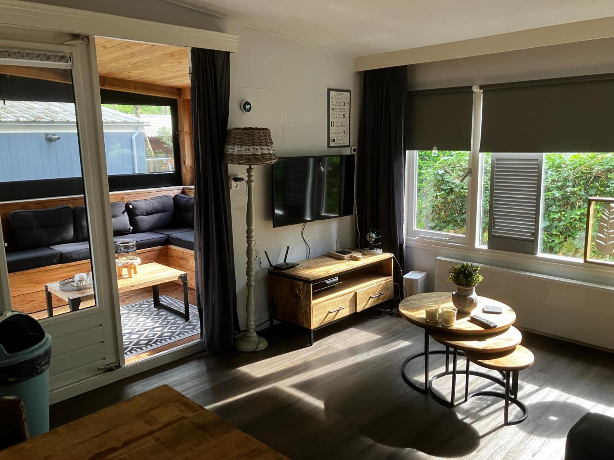 Chalet Bosrijk Midden In De Natuur-Eten&Drinken-Activiteiten-Ontspanning-En Nog Veel Meer هونديرلو المظهر الخارجي الصورة